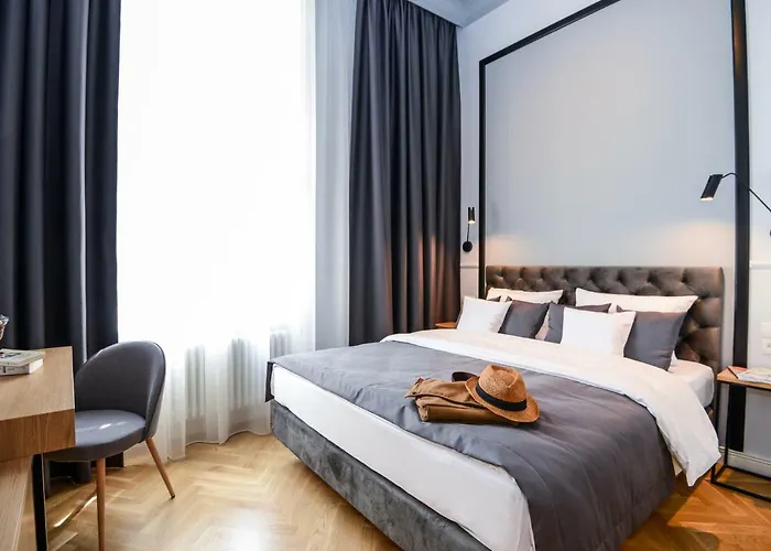 Bentis Luxury s